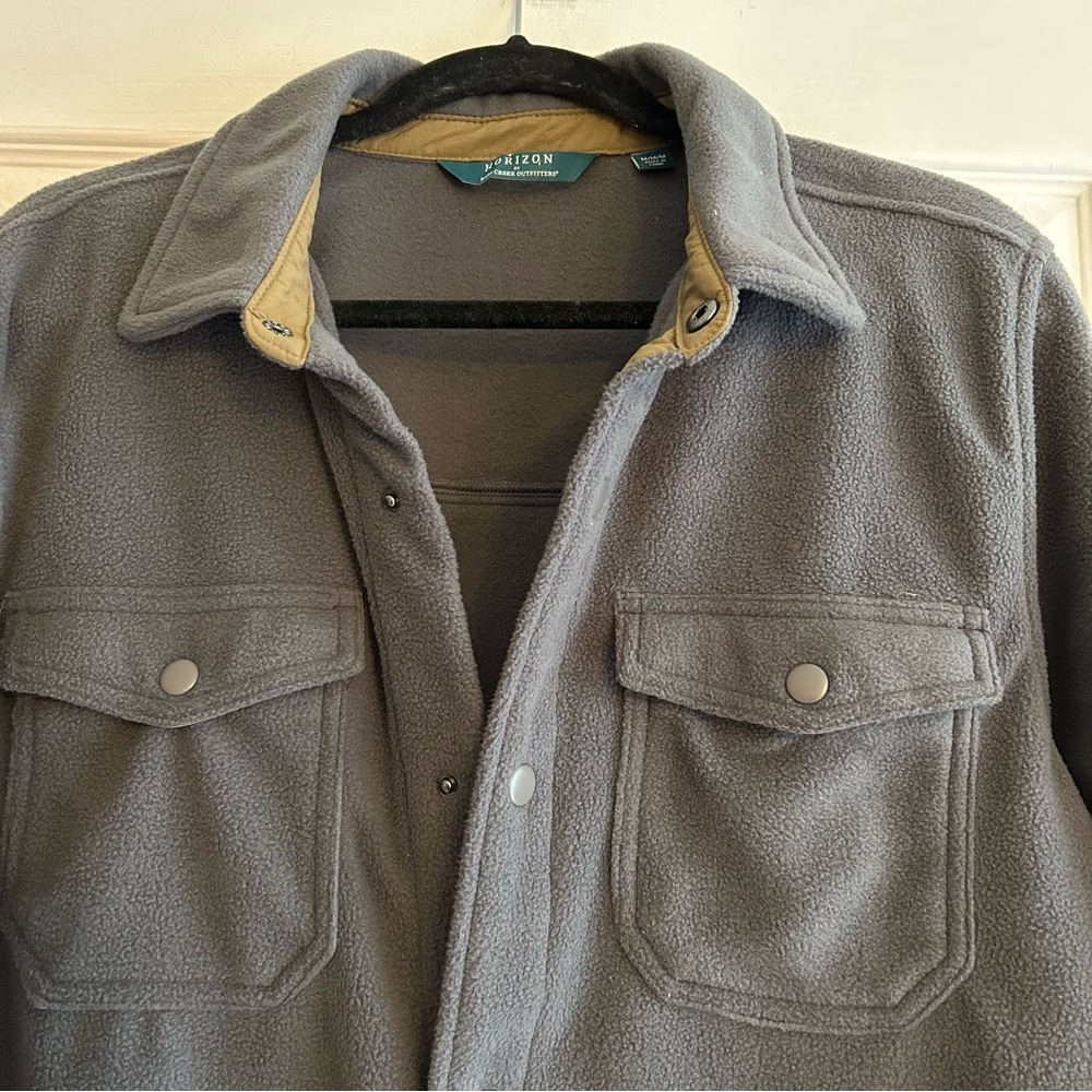 Horizon by Bass Creek Outfitters NWT Men's Gray Fleece snap Shacket size Medium - Picture 2 of 10
